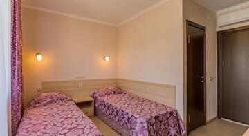 Двухместный номер «Комфорт» с 1 кроватью или 2 отдельными кроватями в Гостевом доме На Новороссийской