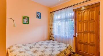 Двухместный номер Делюкс с 1 кроватью и душем в Гостевом доме На Новороссийской